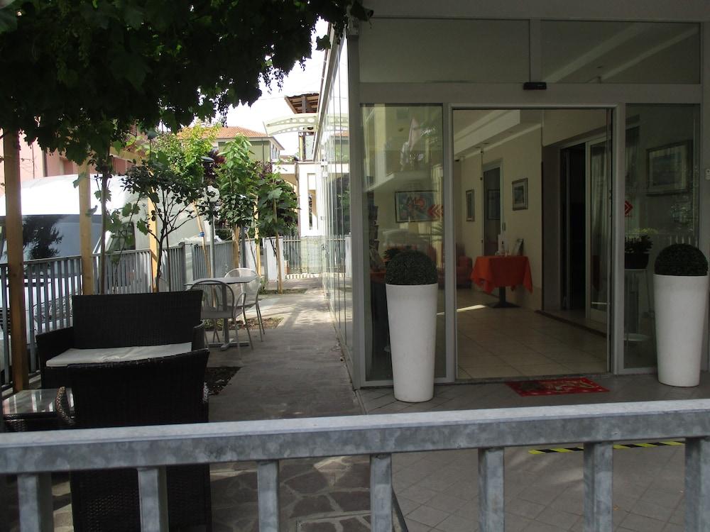 Hotel Abamar Rimini Exteriér fotografie